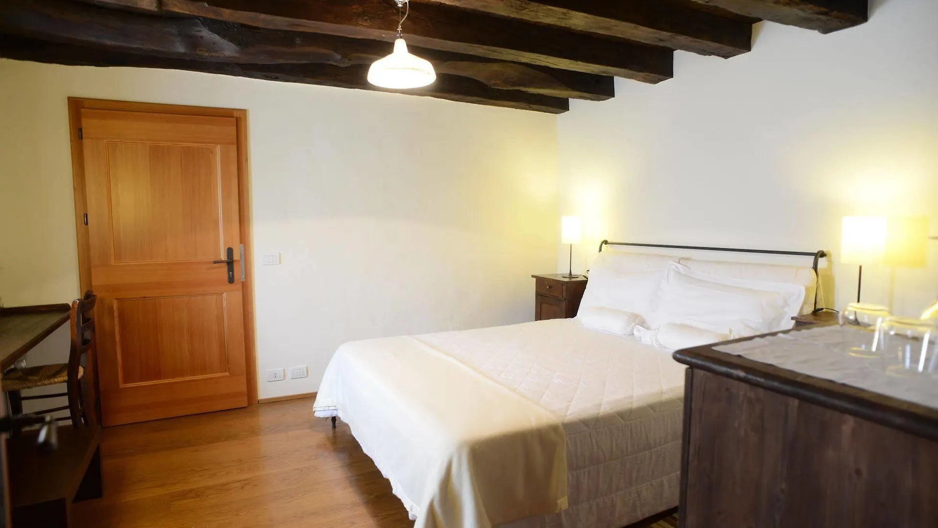 Duca Di Dolle Guest House Rolle 0*,