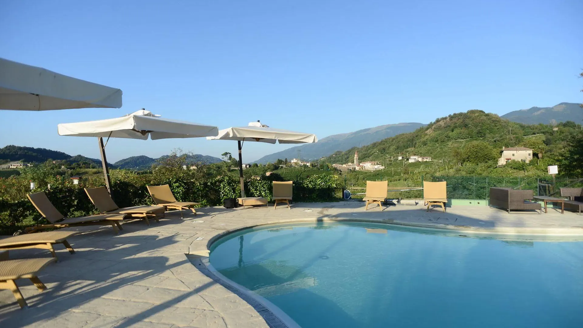 Duca Di Dolle Pensionat Rolle 0*,  Italien