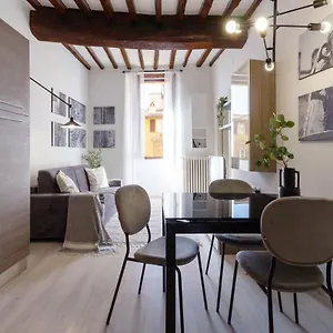 Lovely Modern Flat In The Heart Of , Perugia Italy