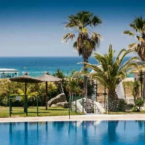 https://bahia-de-la-plata-zahara-de-los-atunes.es-andalucia.com